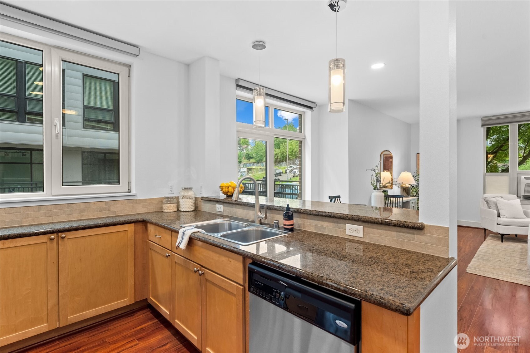 1501 Tacoma Avenue S 111