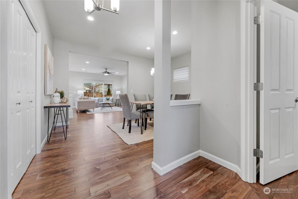 Photo of 19804 77th Place NE, Kenmore, WA 98028 (MLS # 2318743)