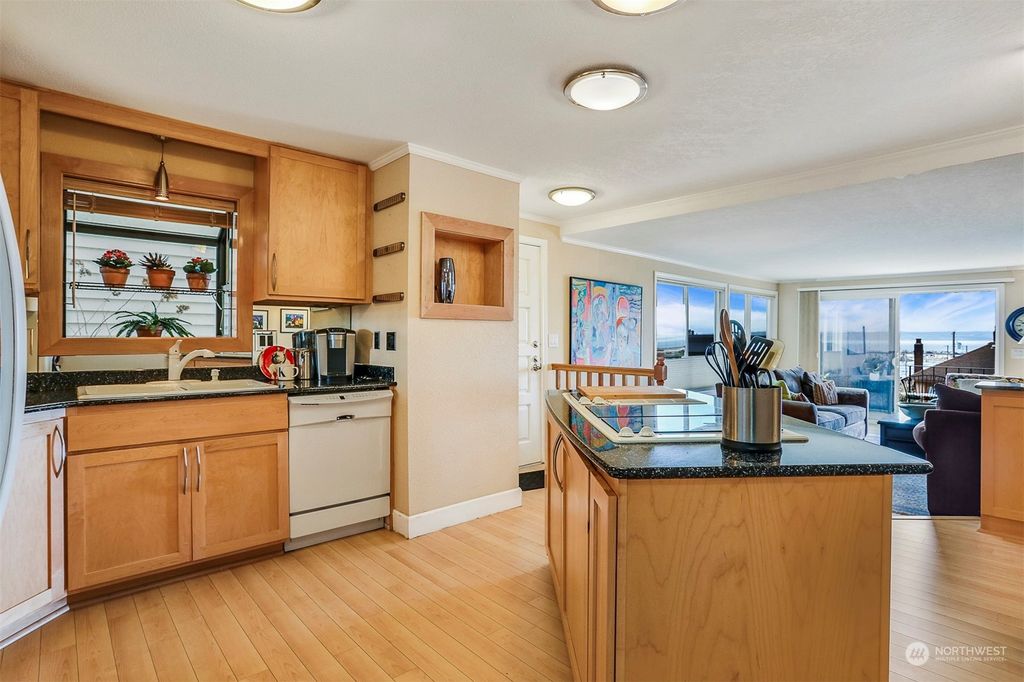 Photo of 2201 Grand Avenue #2, Everett, WA 98201 (MLS # 2036709)