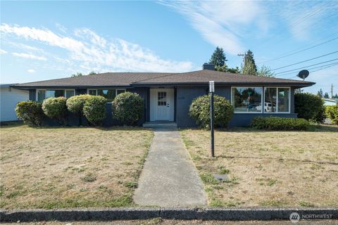 Photo of 1608 2nd Street NE, Auburn, WA 98001 (MLS # 2423488)