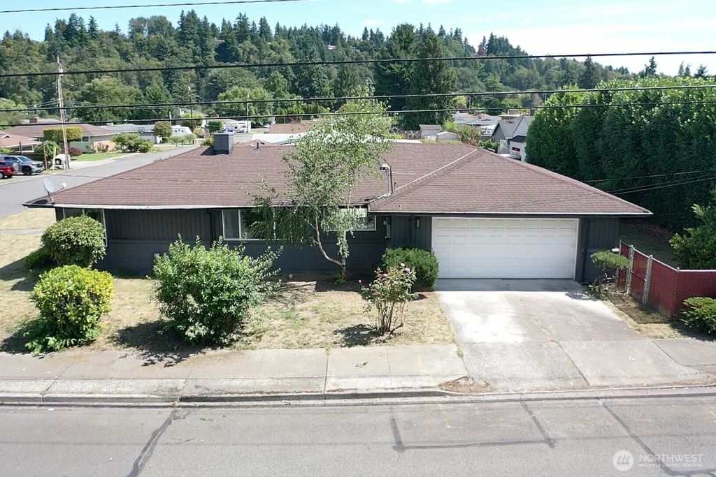 Photo of 1608 2nd Street NE, Auburn, WA 98001 (MLS # 2423488)