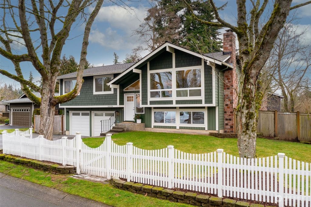 Photo of 14506 78th Place NE, Kenmore, WA 98028 (MLS # 2031268)