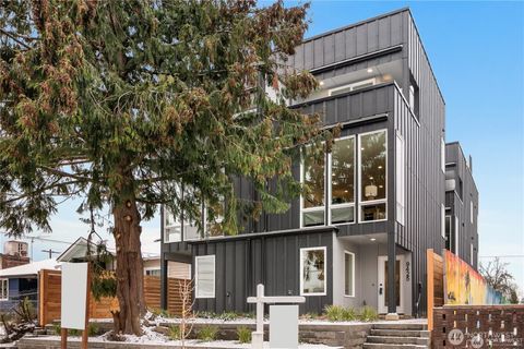 Photo of 9429 18th Avenue SW #B, Seattle, WA 98106 (MLS # 2442961)