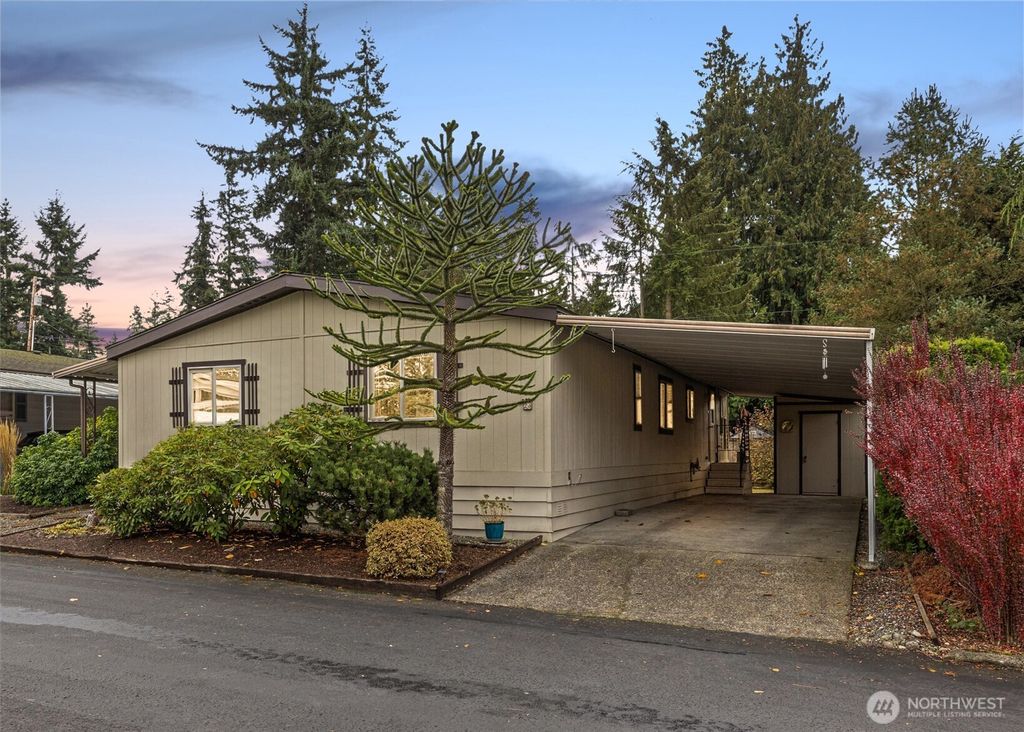 Photo of 620 112th Street SE #23, Everett, WA 98208 (MLS # 2477285)
