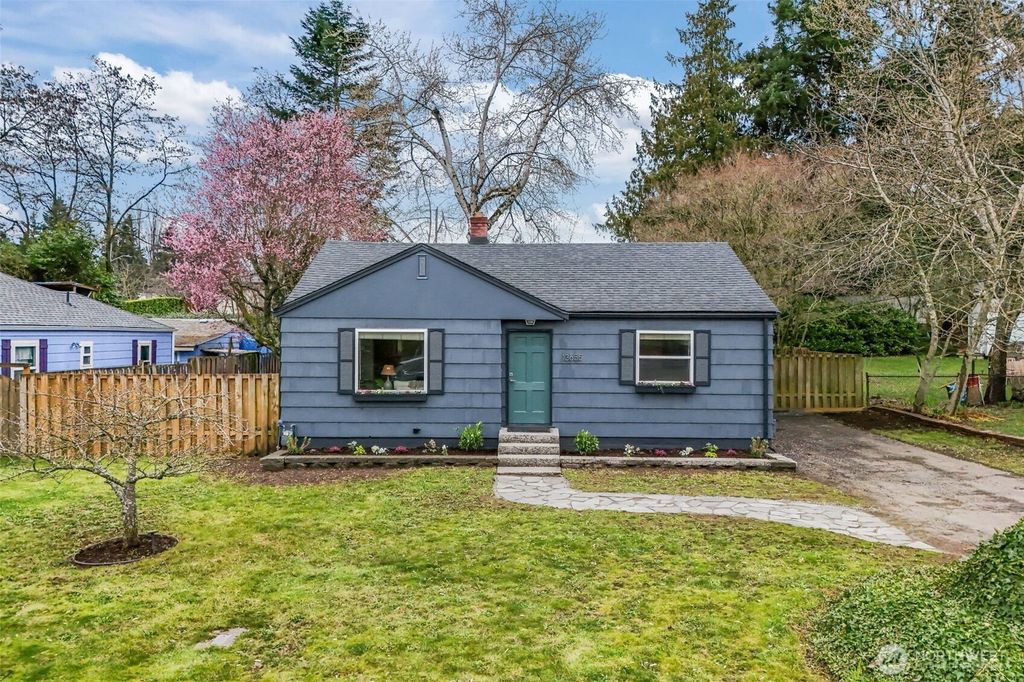 Photo of 13655 2nd Avenue S, Burien, WA 98168 (MLS # 2494694)