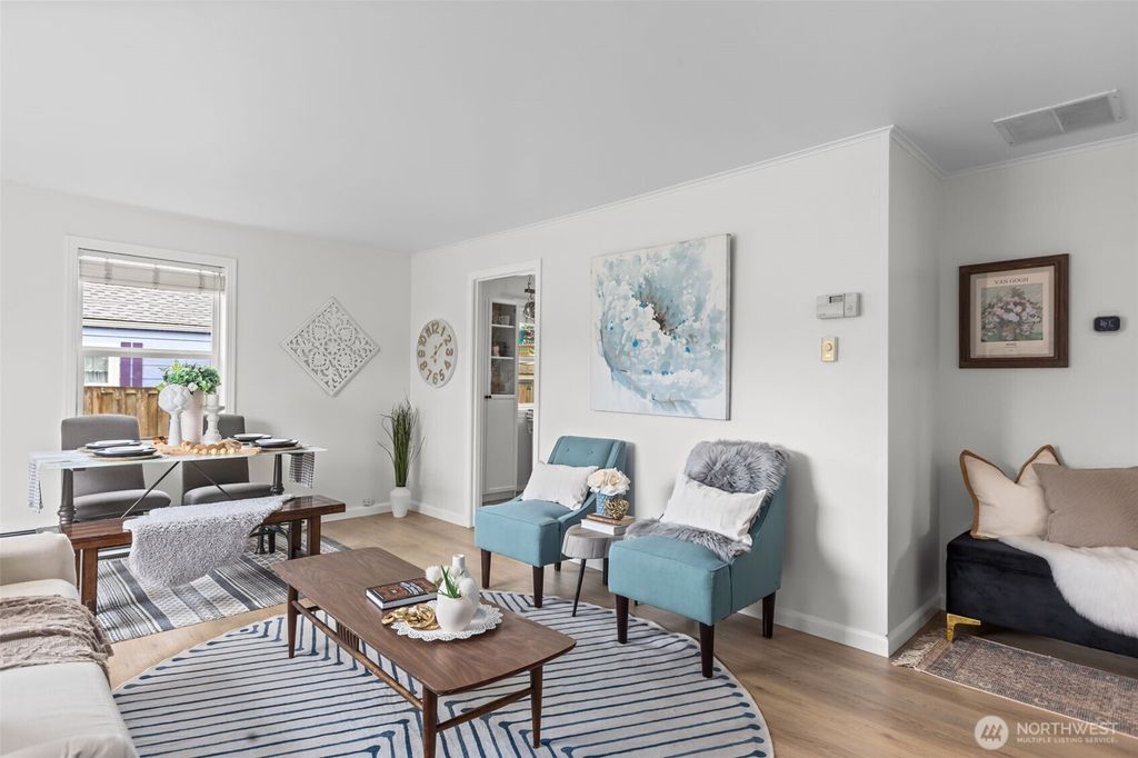 Photo of 13655 2nd Avenue S, Burien, WA 98168 (MLS # 2494694)