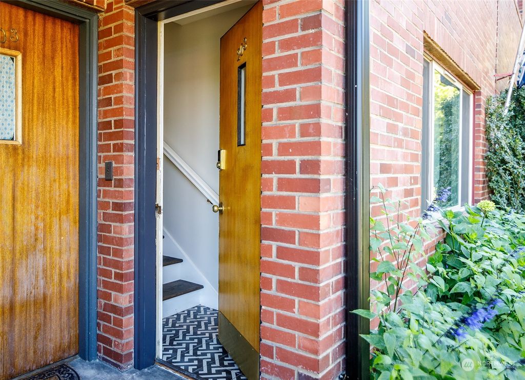 Photo of 515 W Olympic Place #203, Seattle, WA 98119 (MLS # 2263558)