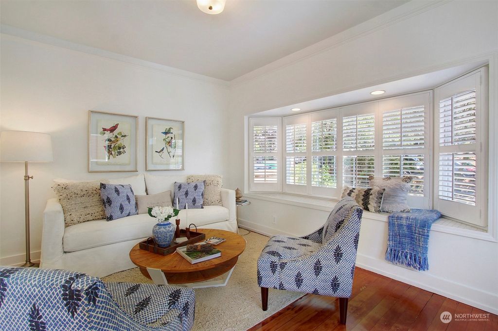 Photo of 6747 11th Avenue NW, Seattle, WA 98117 (MLS # 2238809)