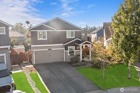 Photo of 8212 153rd Street Ct E, Puyallup, WA 98375 (MLS # 2441898)