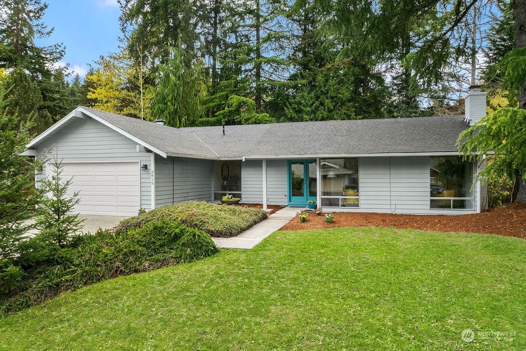Photo of 2815 179th Avenue NE, Redmond, WA 98052 (MLS # 2220905)