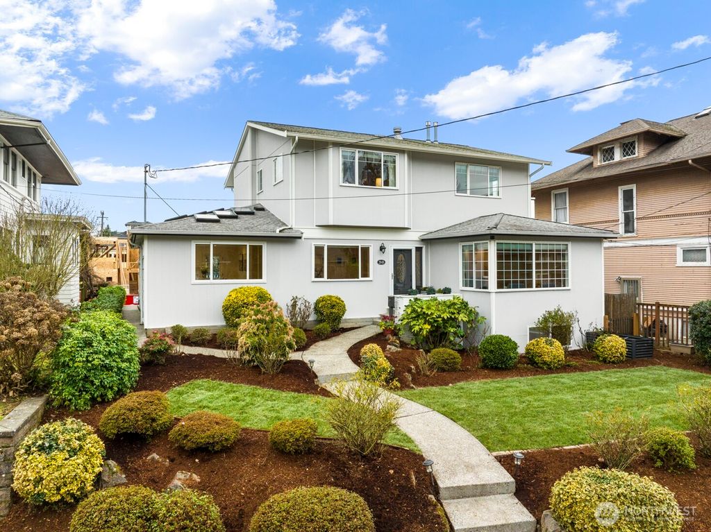 Photo of 2649 Walnut Avenue SW, Seattle, WA 98116 (MLS # 2339969)