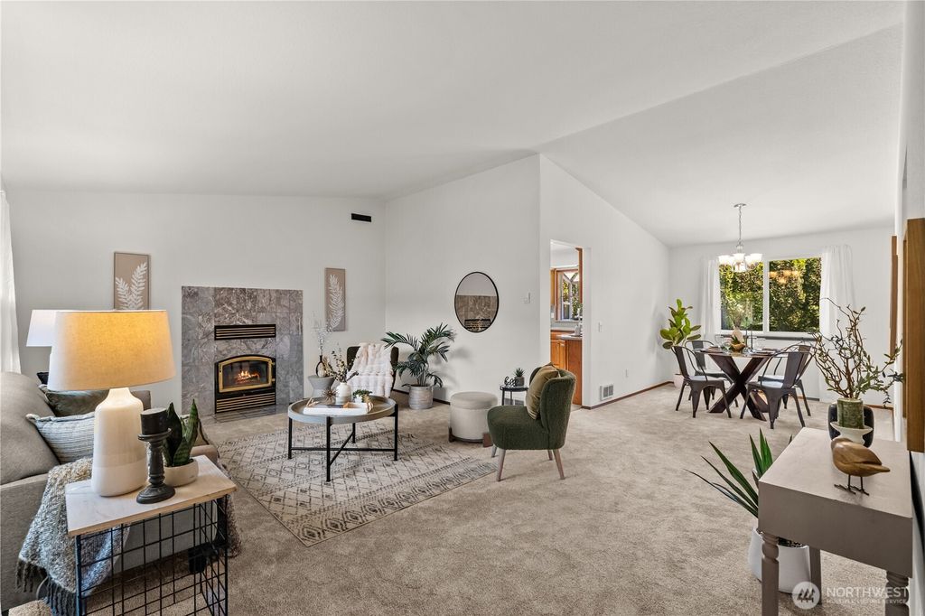 Photo of 518 Hubbard Road, Lynnwood, WA 98036 (MLS # 2518185)