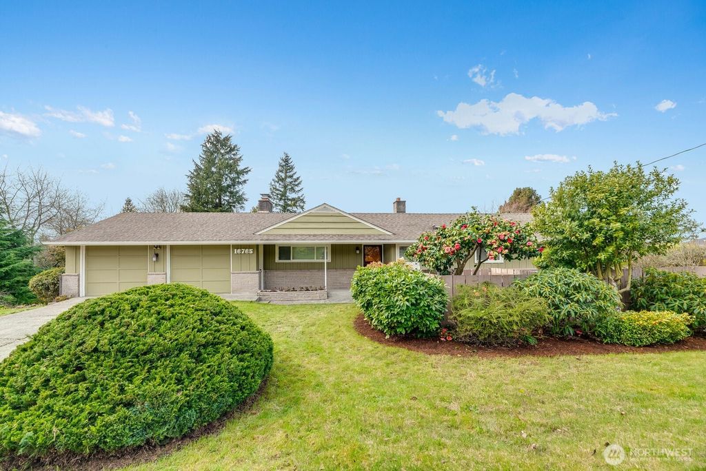 Photo of 16765 28th Avenue SW, Burien, WA 98166 (MLS # 2363803)