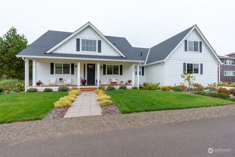 Photo of 228 25th Street NW, Long Beach, WA 98631 (MLS # 1999953)