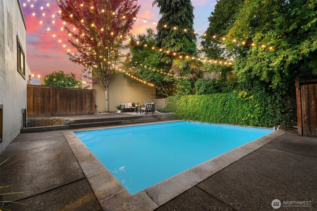 Photo of 1128 N 77th Street, Seattle, WA 98103 (MLS # 2438633)