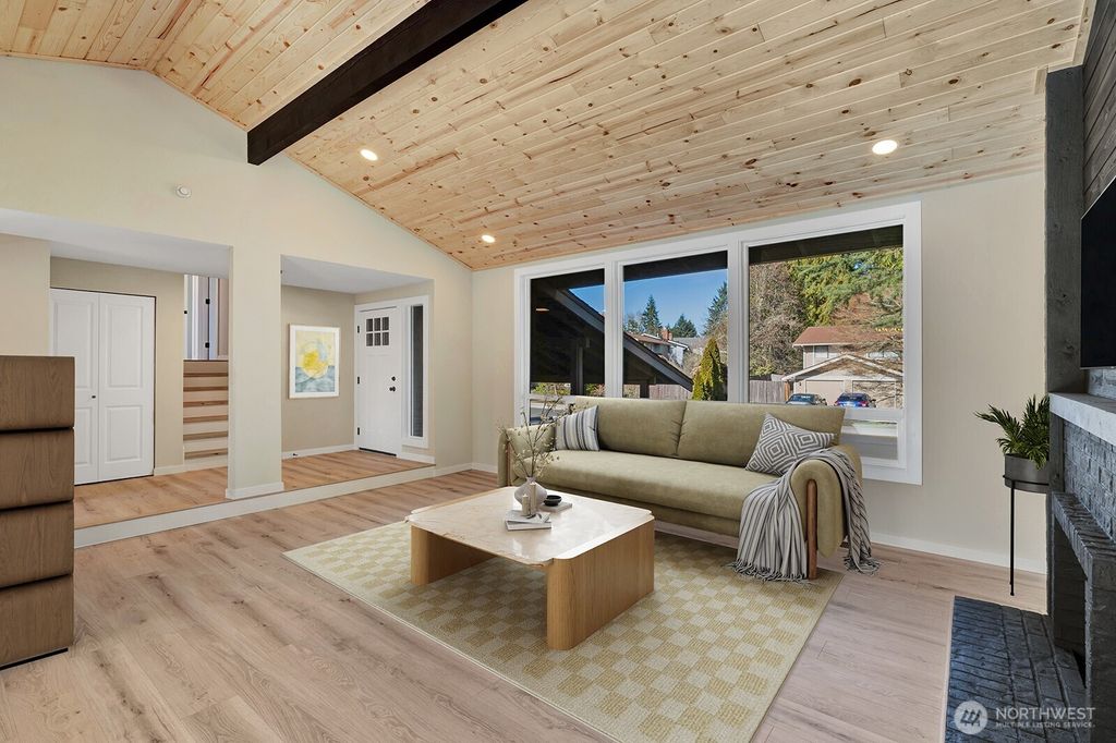 Photo of 13409 SE 187th Place, Renton, WA 98058 (MLS # 2484445)