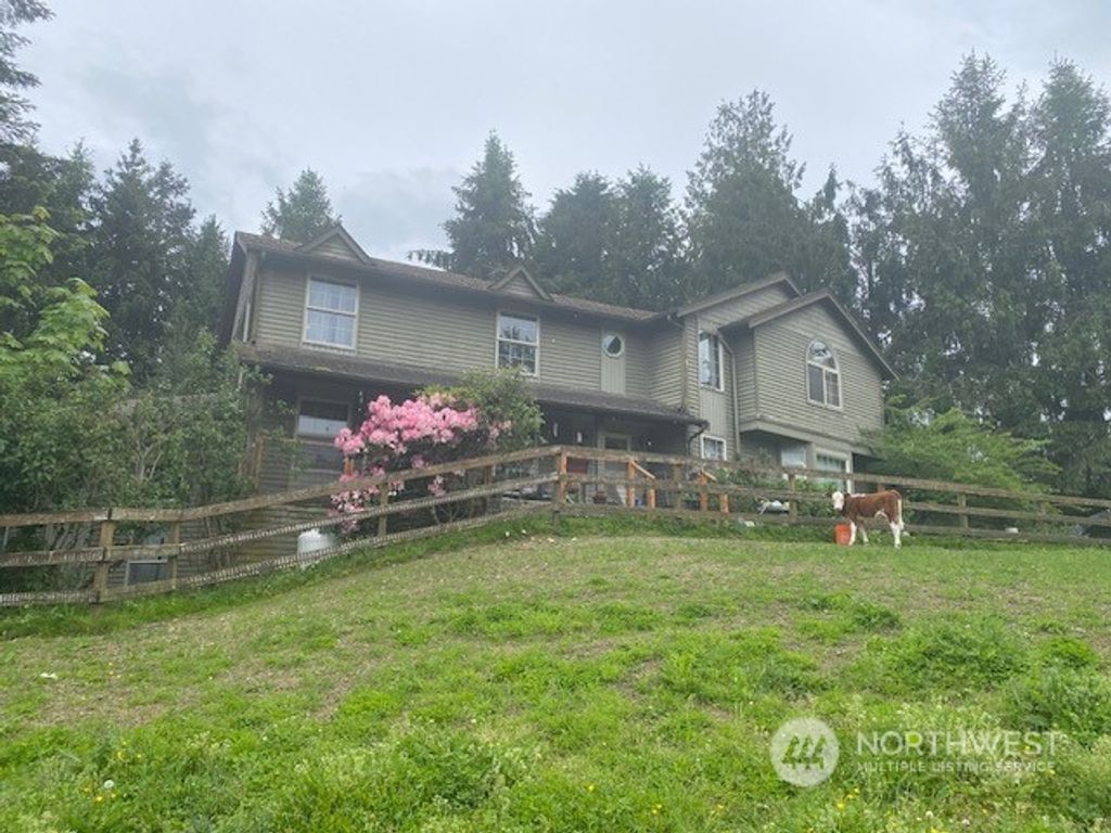 Photo of 6330 157th Avenue SE, Snohomish, WA 98290 (MLS # 2246085)