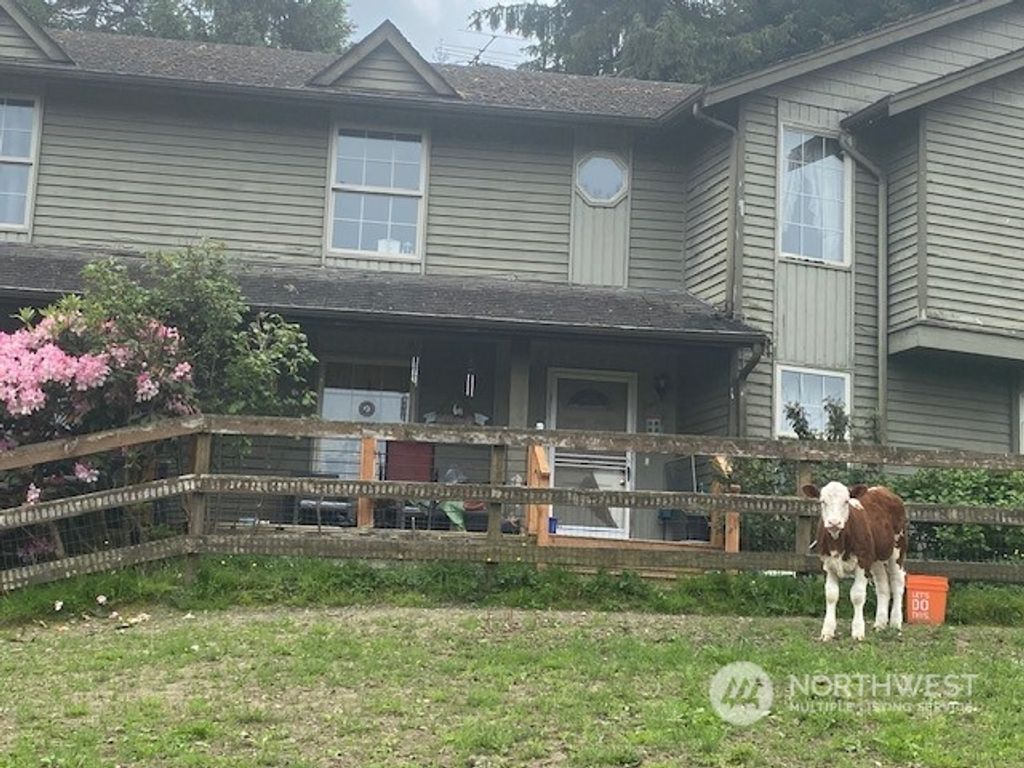 Photo of 6330 157th Avenue SE, Snohomish, WA 98290 (MLS # 2246085)