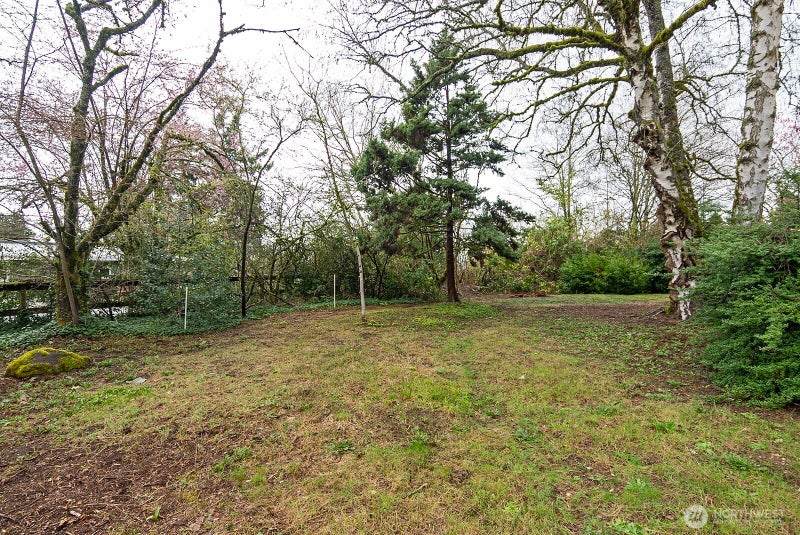 700 Reiten Road