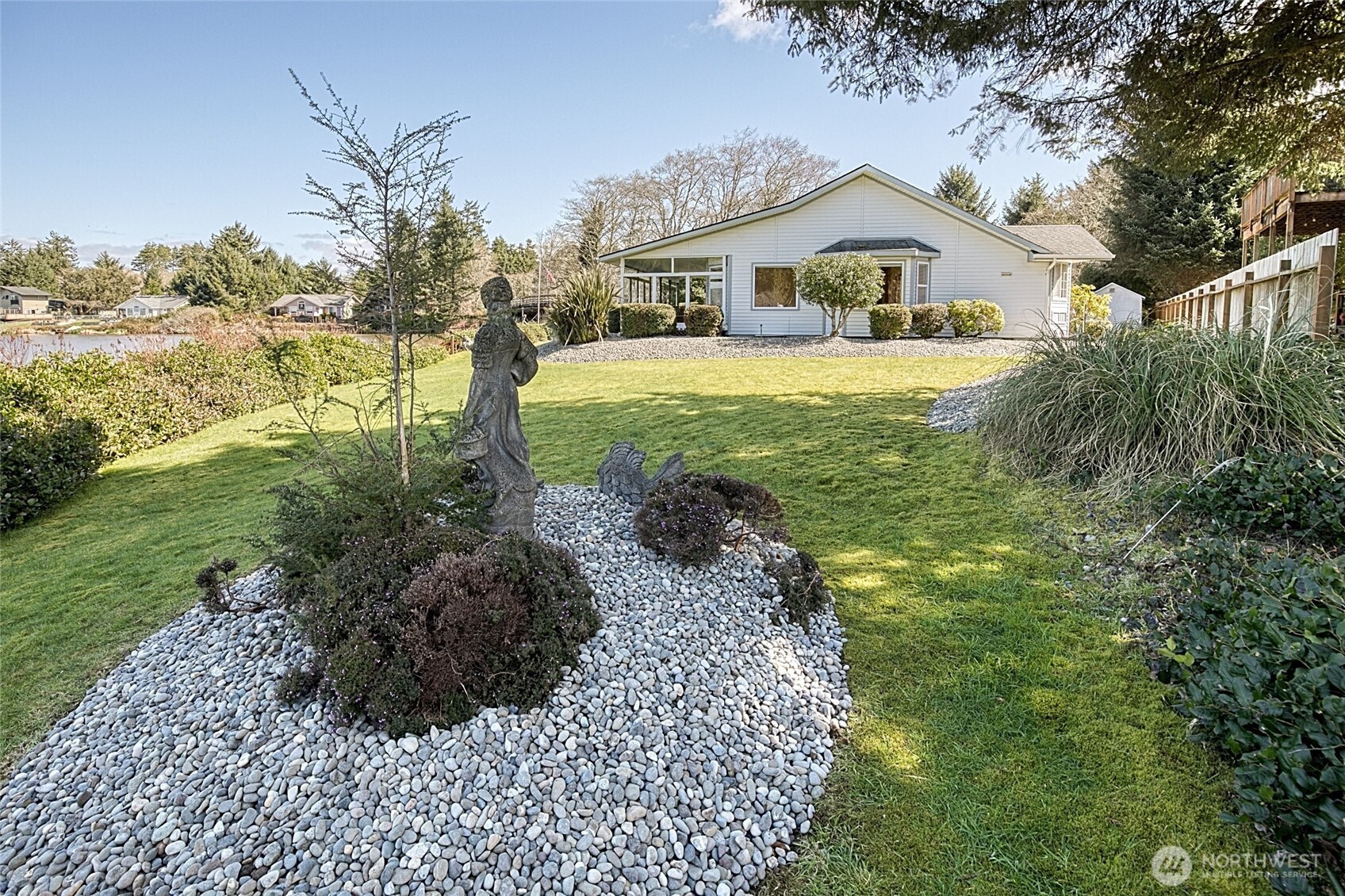 288 Overlake Street NE