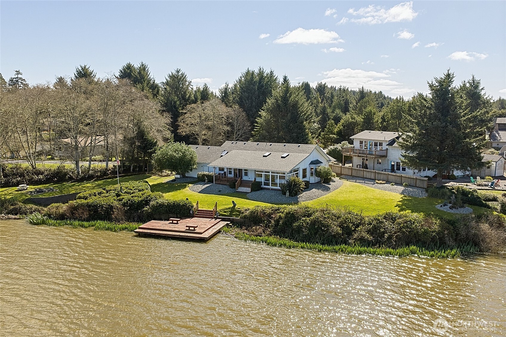 288 Overlake Street NE