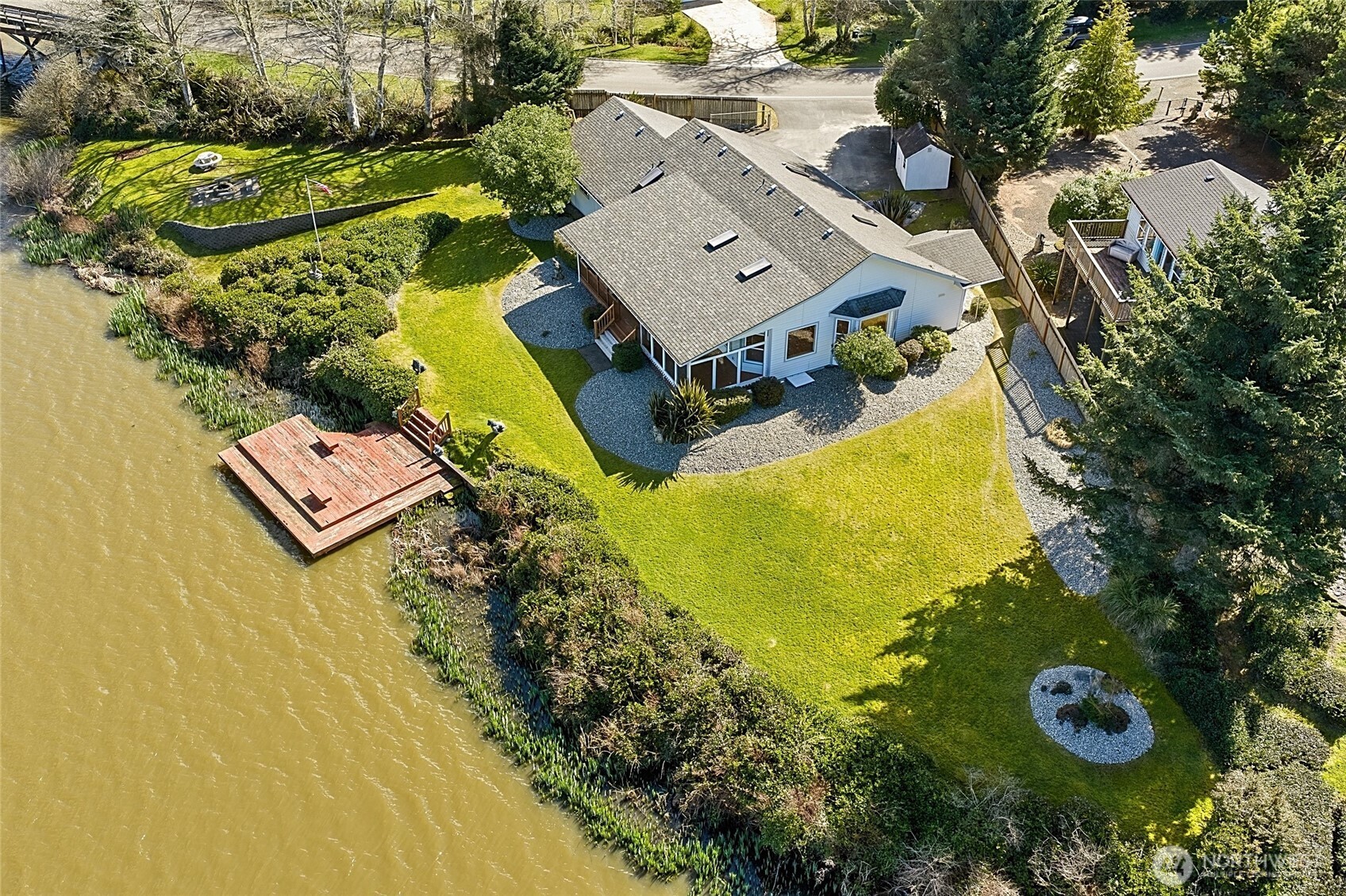 288 Overlake Street NE