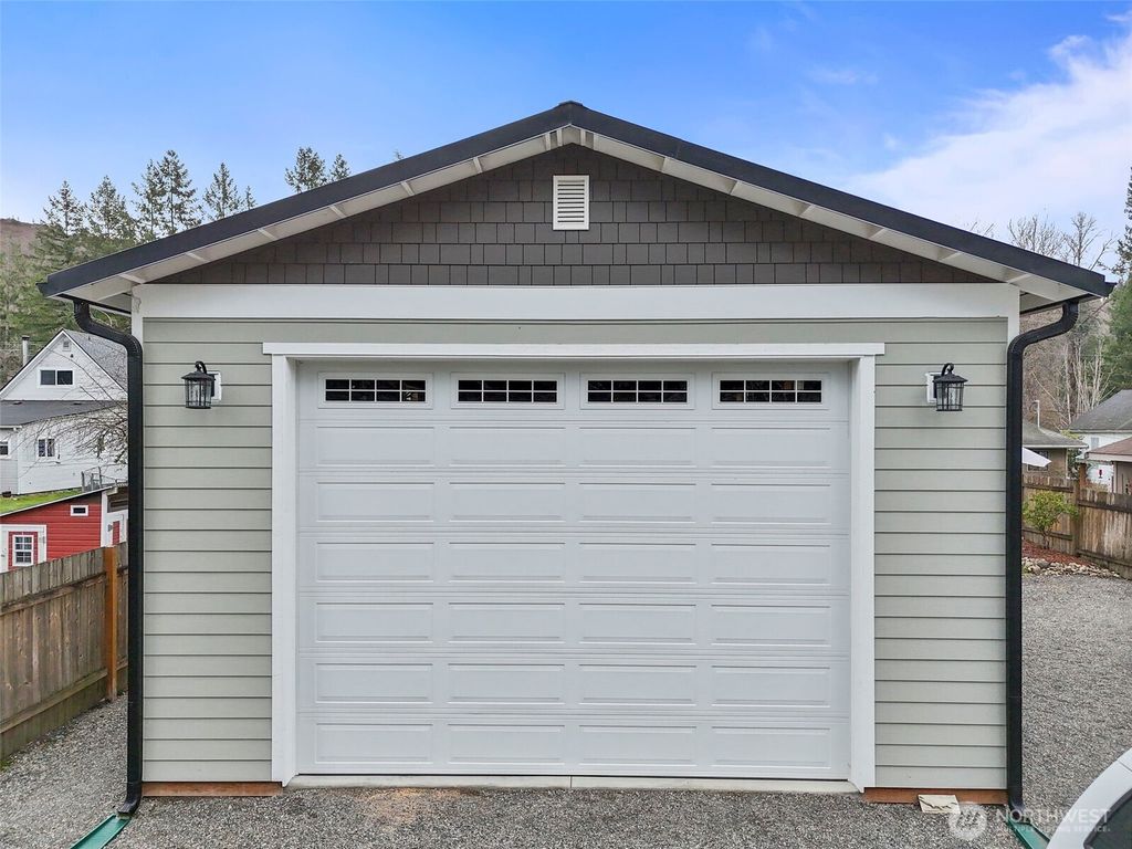 Photo of 26824 SE Ravensdale Way, Ravensdale, WA 98051 (MLS # 2476525)
