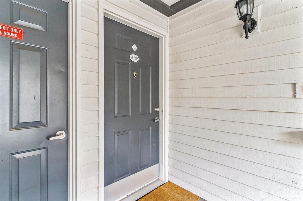 Photo of 15415 W 35th Avenue W #A306, Lynnwood, WA 98087 (MLS # 2506720)