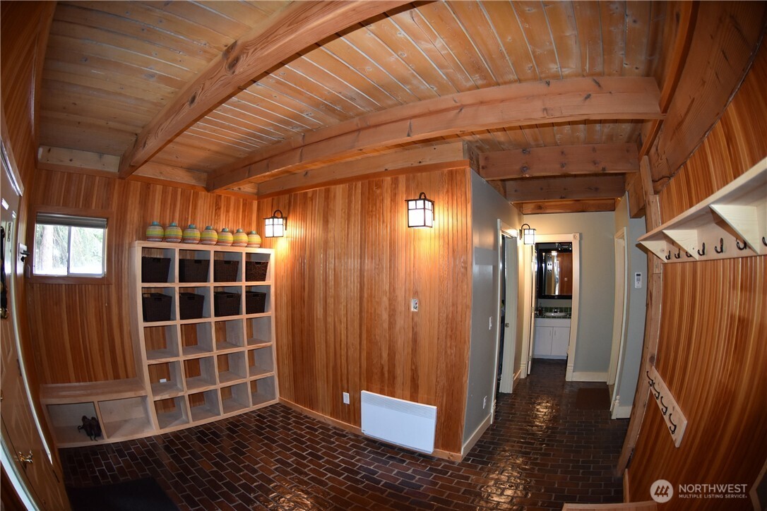 11 Alpental Strasse