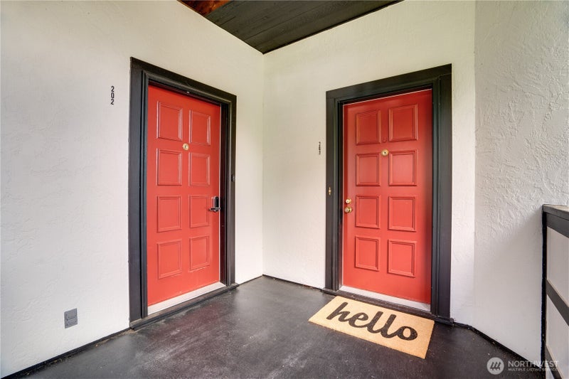 809 N G Street 201
