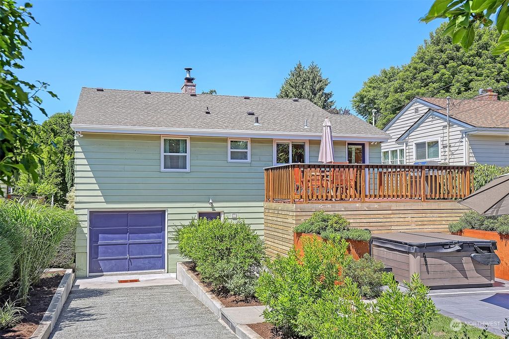 Photo of 5946 46th Avenue SW, Seattle, WA 98136 (MLS # 2134871)