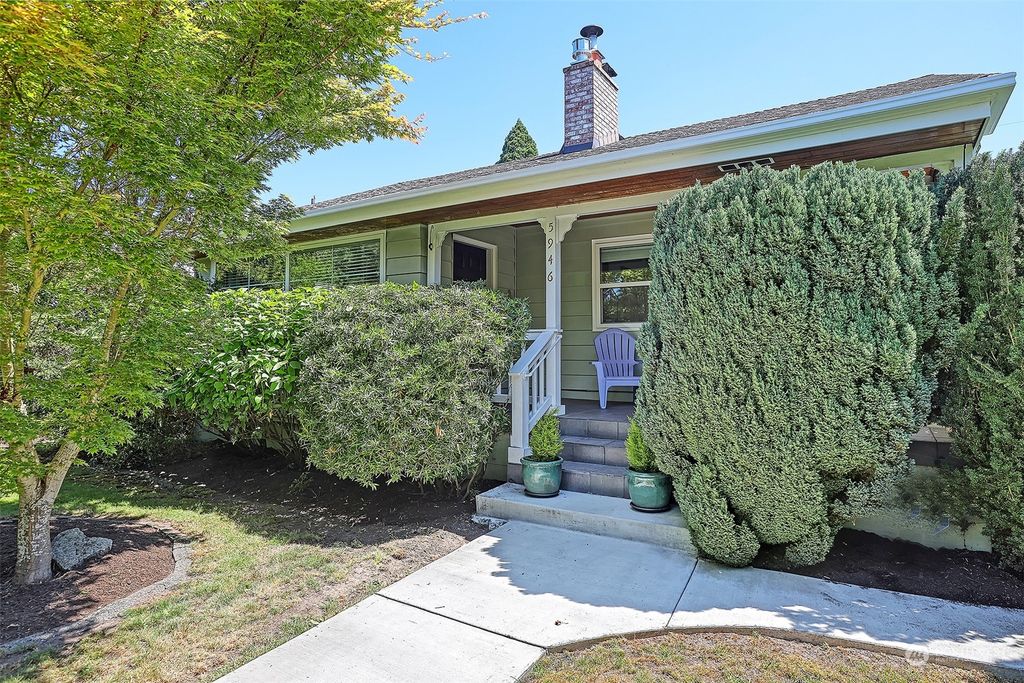 Photo of 5946 46th Avenue SW, Seattle, WA 98136 (MLS # 2134871)