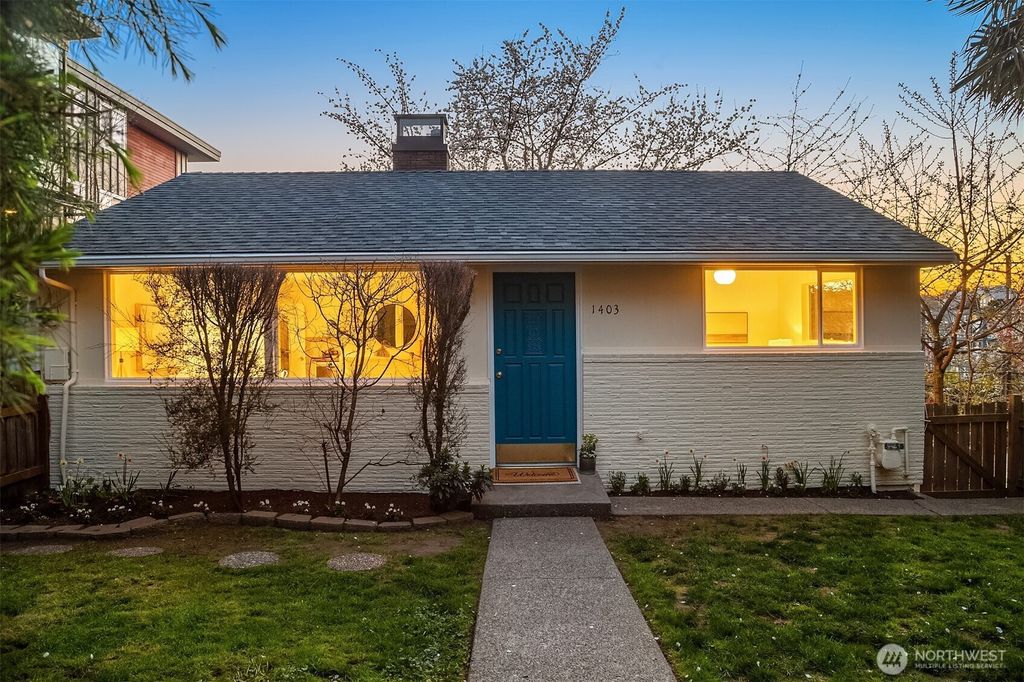 Photo of 1403 W Dravus Street, Seattle, WA 98119 (MLS # 2505954)