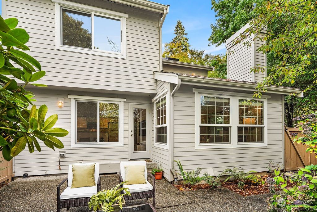 Photo of 319 145th Place SE, Bellevue, WA 98007 (MLS # 2307120)