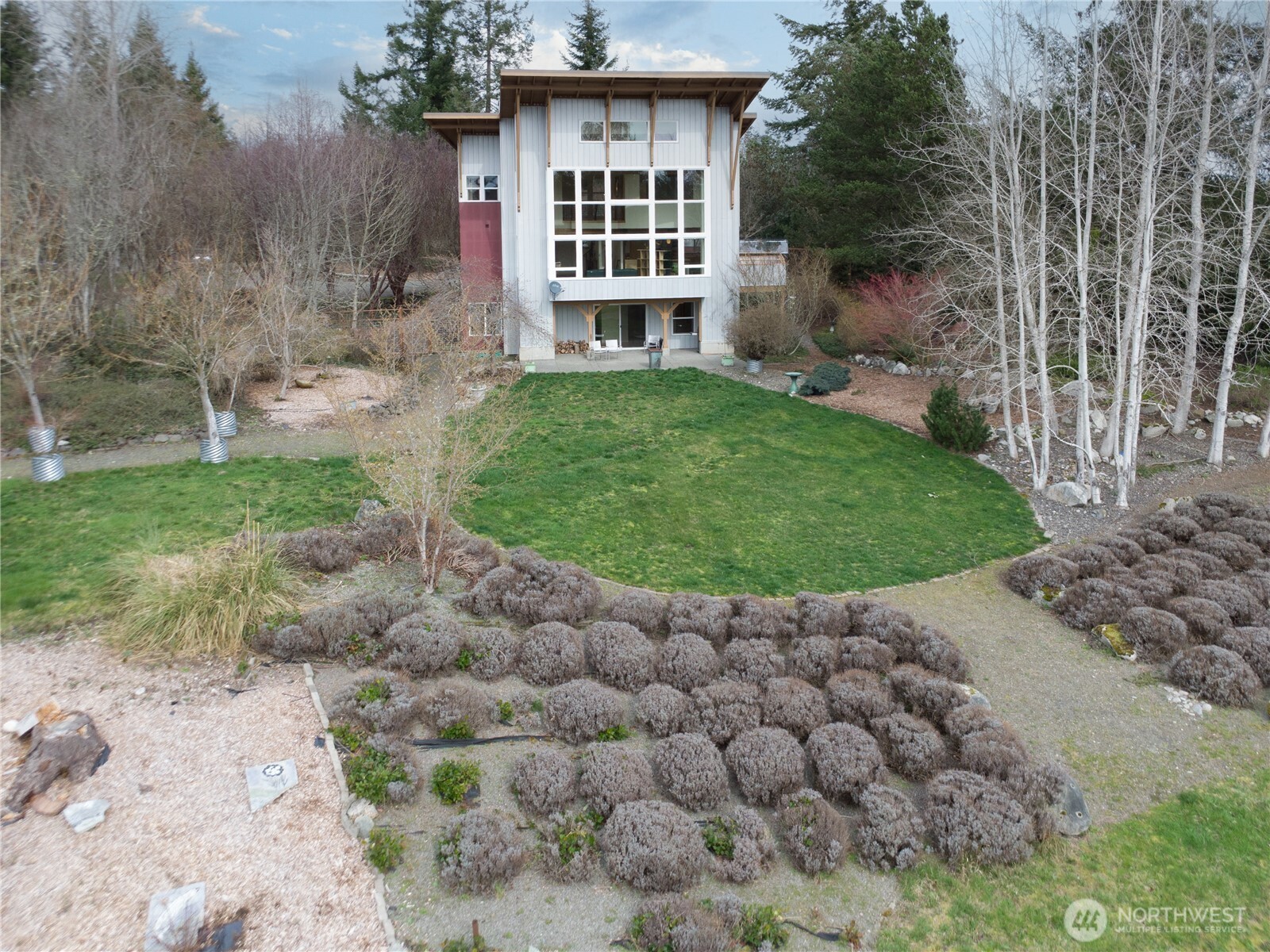 1221 Woodland Drive
