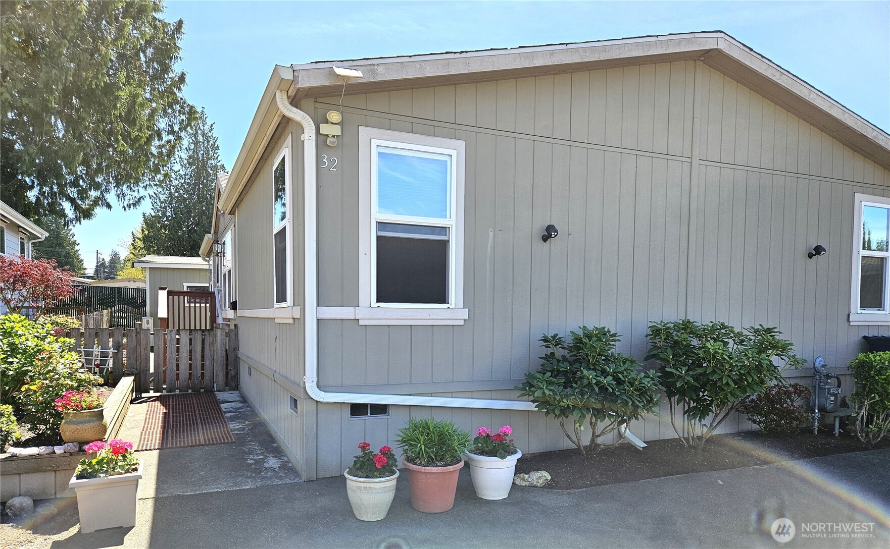 17408 44th Avenue W 32