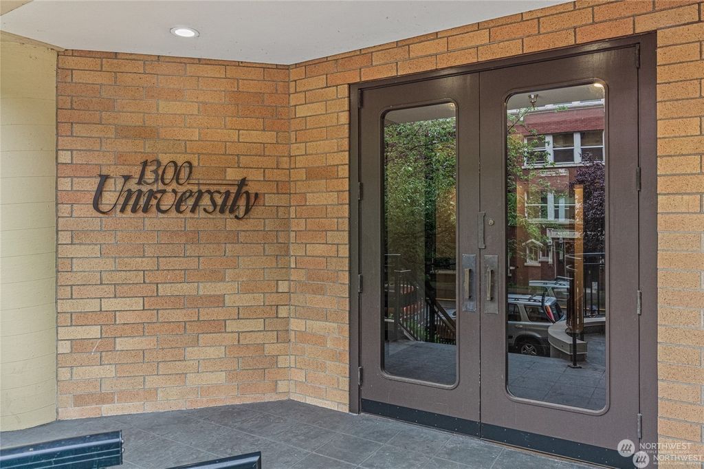 Photo of 1300 University Street #6D, Seattle, WA 98101 (MLS # 2322902)
