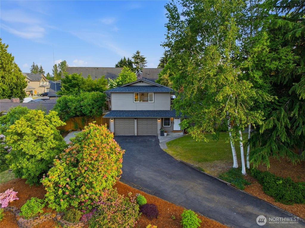 Photo of 13249 SE 261st Street, Kent, WA 98042 (MLS # 2532647)