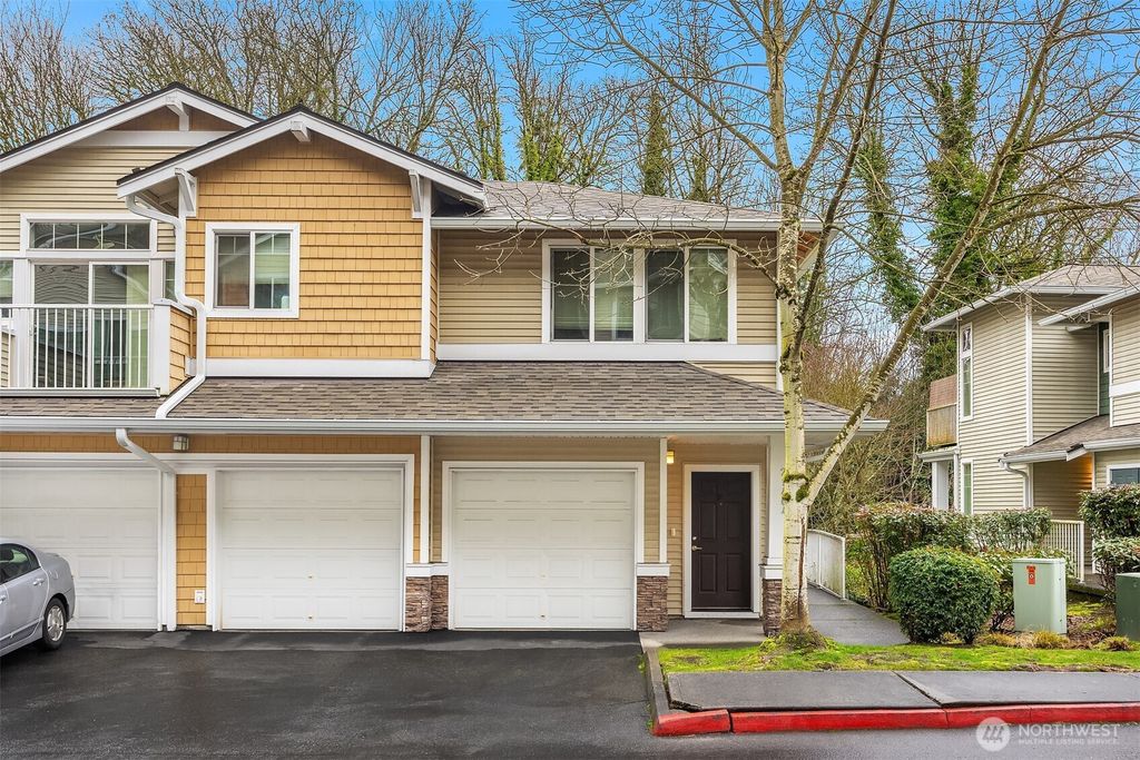 Photo of 21404 S 40th Place #F, SeaTac, WA 98198 (MLS # 2478093)