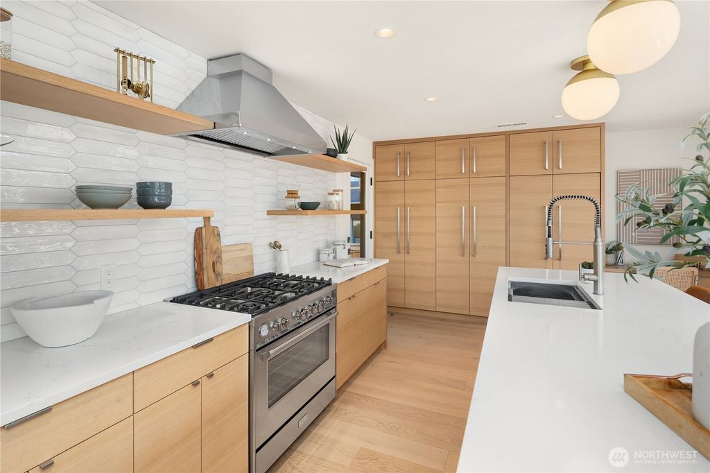 Photo of 10706 12th Avenue NW, Seattle, WA 98177 (MLS # 2433350)