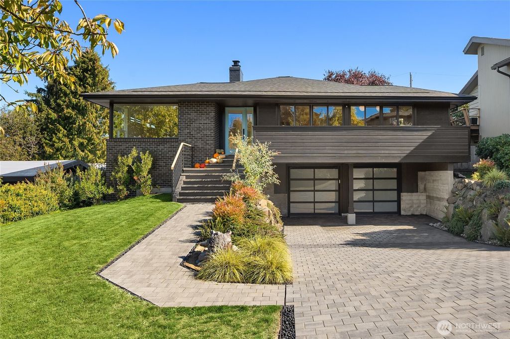 Photo of 10706 12th Avenue NW, Seattle, WA 98177 (MLS # 2433350)
