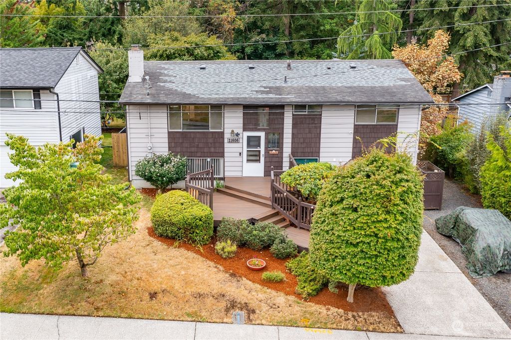 Photo of 21606 49th Place W, Mountlake Terrace, WA 98043 (MLS # 2280177)