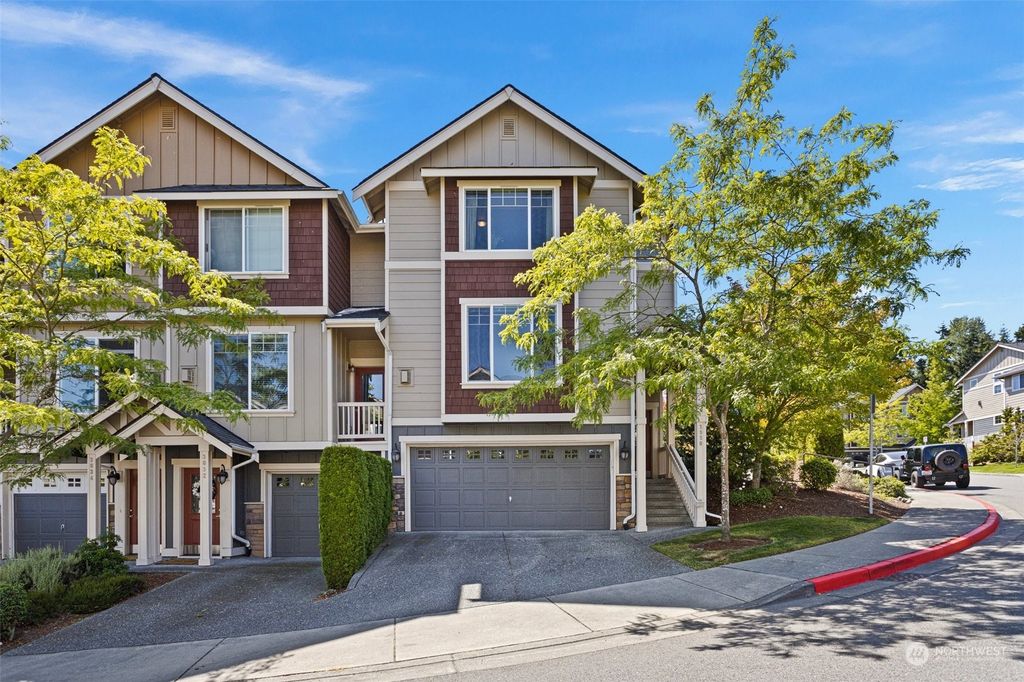 Photo of 3030 Belmonte Lane, Everett, WA 98201 (MLS # 2146930)
