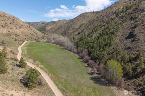 Photo of 0 Bisping Canyon Road, Entiat, WA 98822 (MLS # 2513555)
