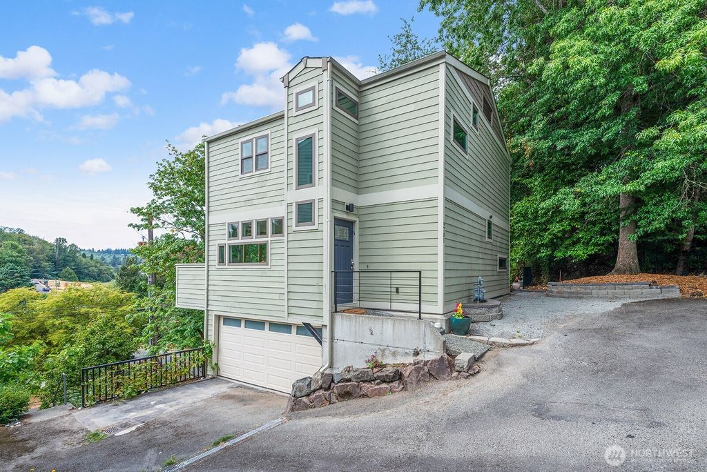 Photo of 4701 S Snoqualmie St St, Seattle, WA 98118 (MLS # 2419414)