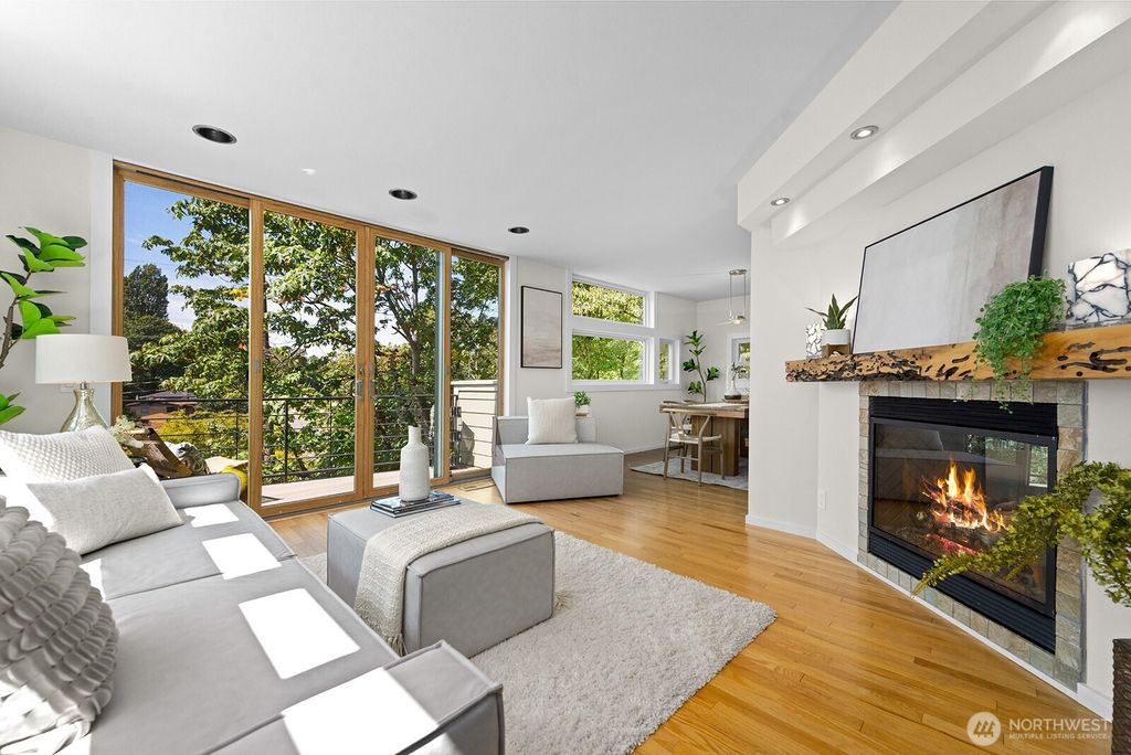 Photo of 4701 S Snoqualmie St St, Seattle, WA 98118 (MLS # 2419414)
