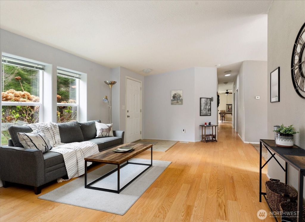 Photo of 1140 Sherwood Lane, Greenbank, WA 98253 (MLS # 2493028)