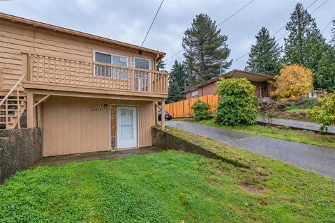 Photo of 10214 4th Avenue SW #B, Seattle, WA 98146 (MLS # 2590537)