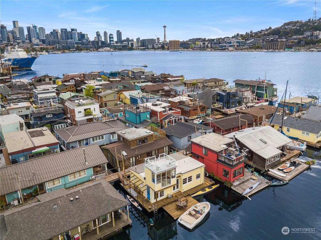 Photo of 2037 Fairview Avenue E #B, Seattle, WA 98102 (MLS # 2267635)