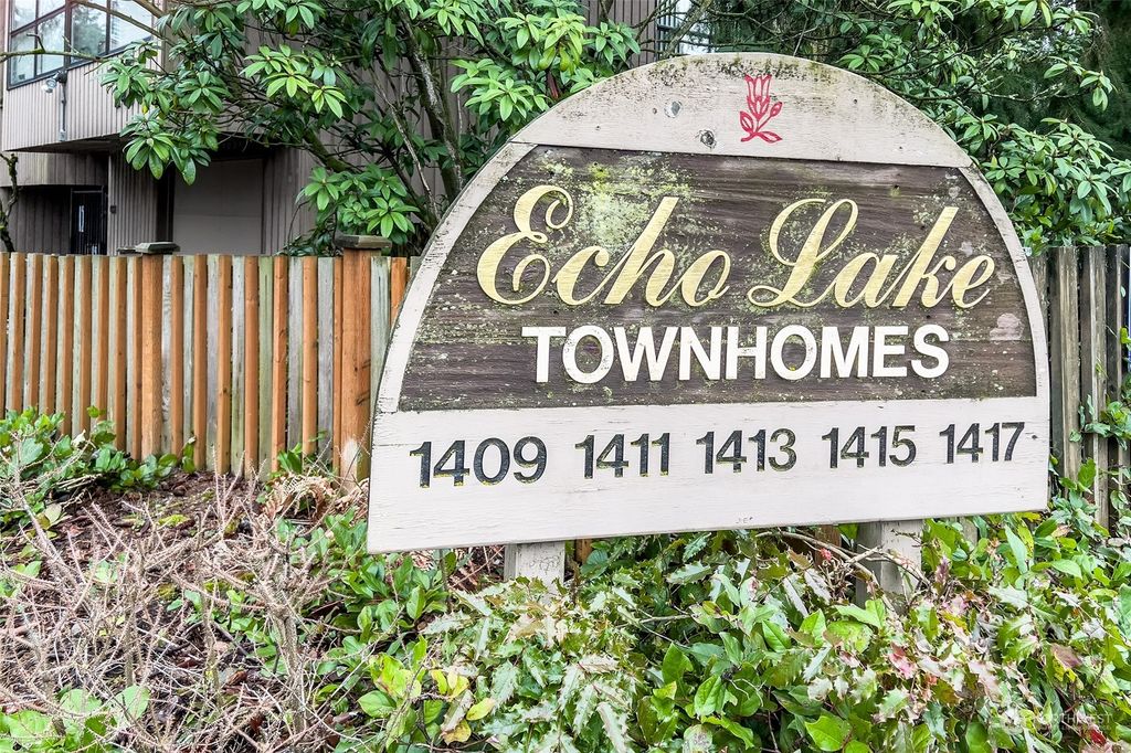 Photo of 1409 N 200th Street #C2, Shoreline, WA 98133 (MLS # 2218709)